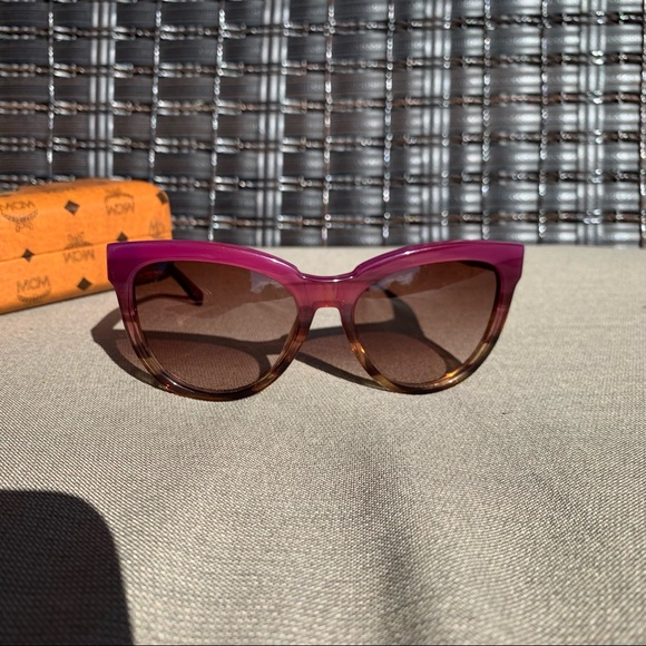 MCM Purple Ombré Sunglasses Cat Eye - Picture 6 of 10